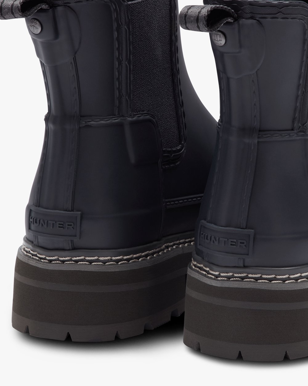 Botas Chelsea Hunter Feminina Azul Marinho - Refined Stitch Detail - 24WYKOSGC
